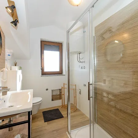 Dali Guest house 3*